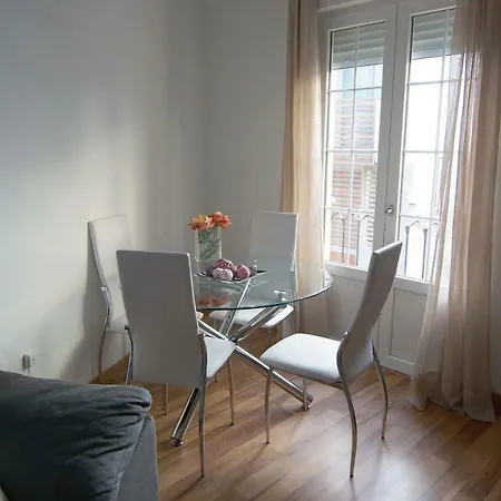 Apartment Piso De Los Frailes